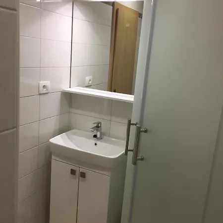 Apartment Spacious In A Quiet Neighborhood Split